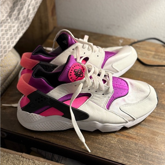 Nike Fuchsia and Violet Athletic Shoes - Picture 1 of 3